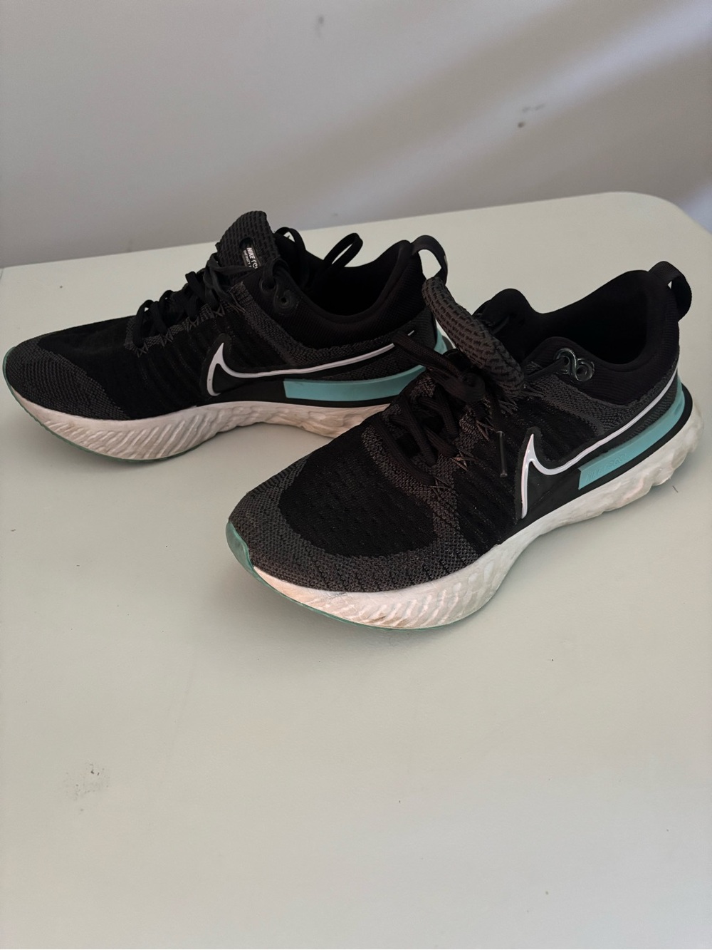 Nike React Infinity Flyknit Black and Gray Sneakers Women’s Size 8.5 - Picture 2 of 6